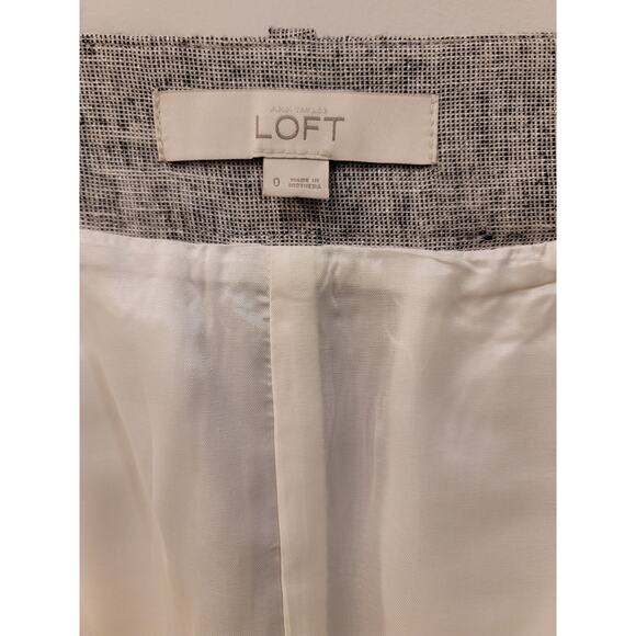 Ann Taylor LOFT Linen Blend Metallic Pencil Skirt - Picture 4 of 6